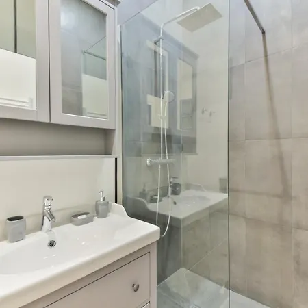 Appartamento Moderne In Heart Of Opera/eurostar 6 Pers Parigi